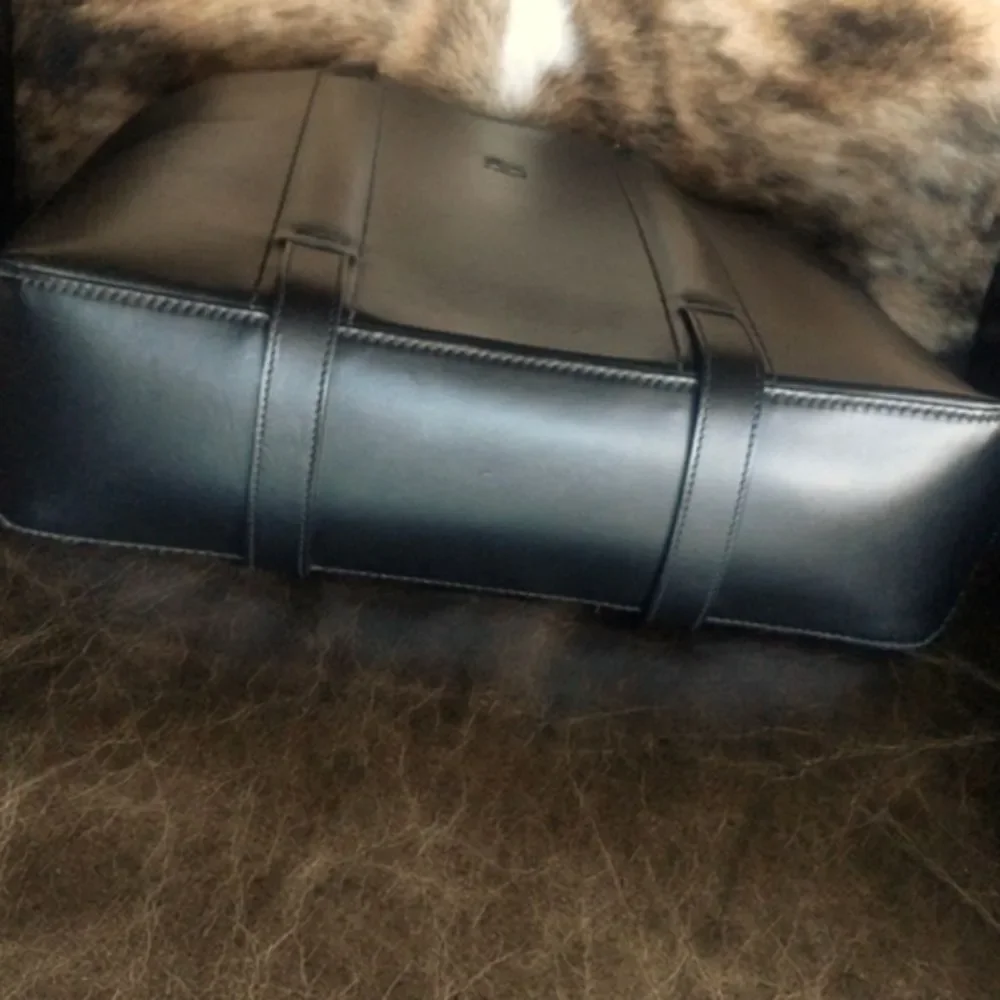 IL BISONTE Rare Italian Leather Satchel/ Tote Bag